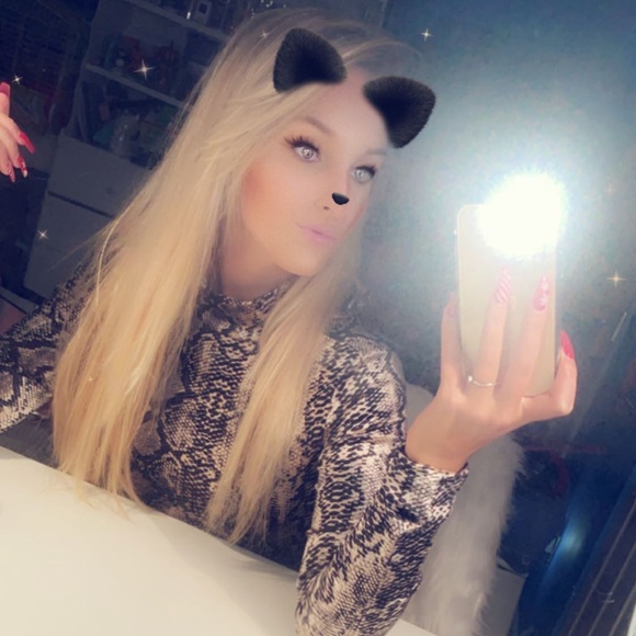 ๐๐ฝ Hello - Picture 5 of 6